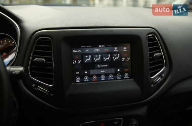 Внедорожник / Кроссовер Jeep Compass 2017 в Харькове