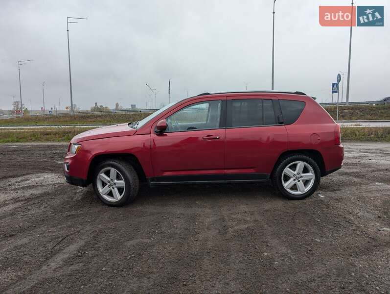 Внедорожник / Кроссовер Jeep Compass 2014 в Киеве