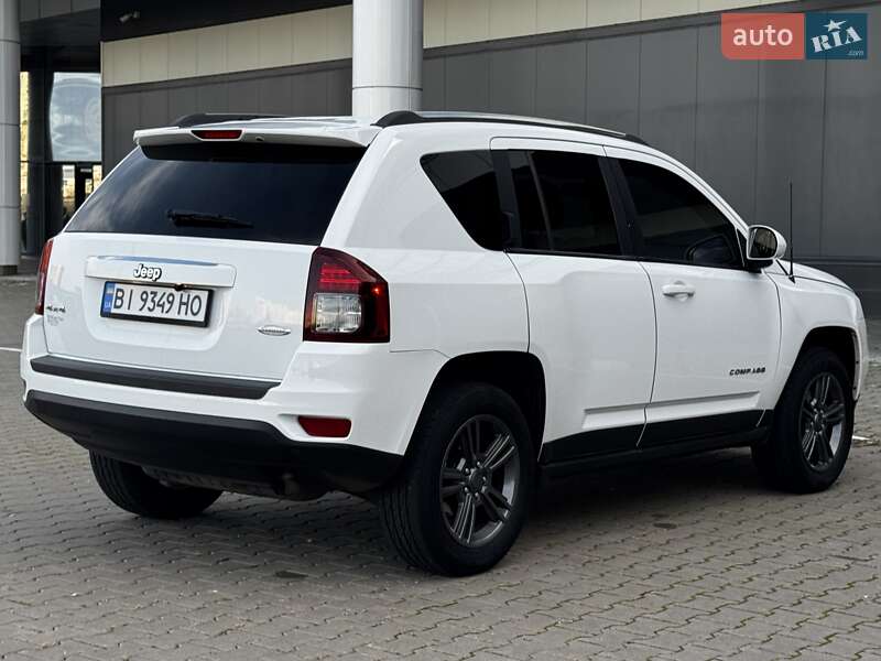 Позашляховик / Кросовер Jeep Compass 2013 в Києві