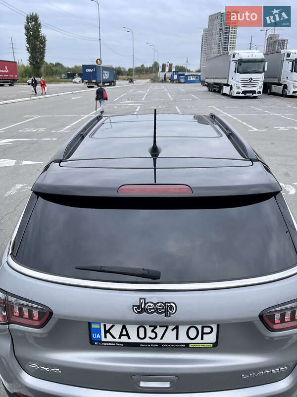Внедорожник / Кроссовер Jeep Compass 2019 в Киеве