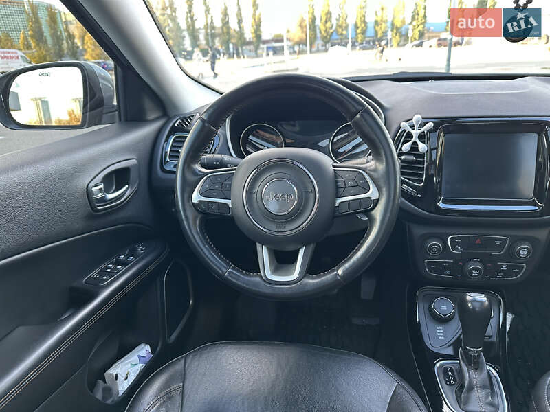 Внедорожник / Кроссовер Jeep Compass 2019 в Киеве