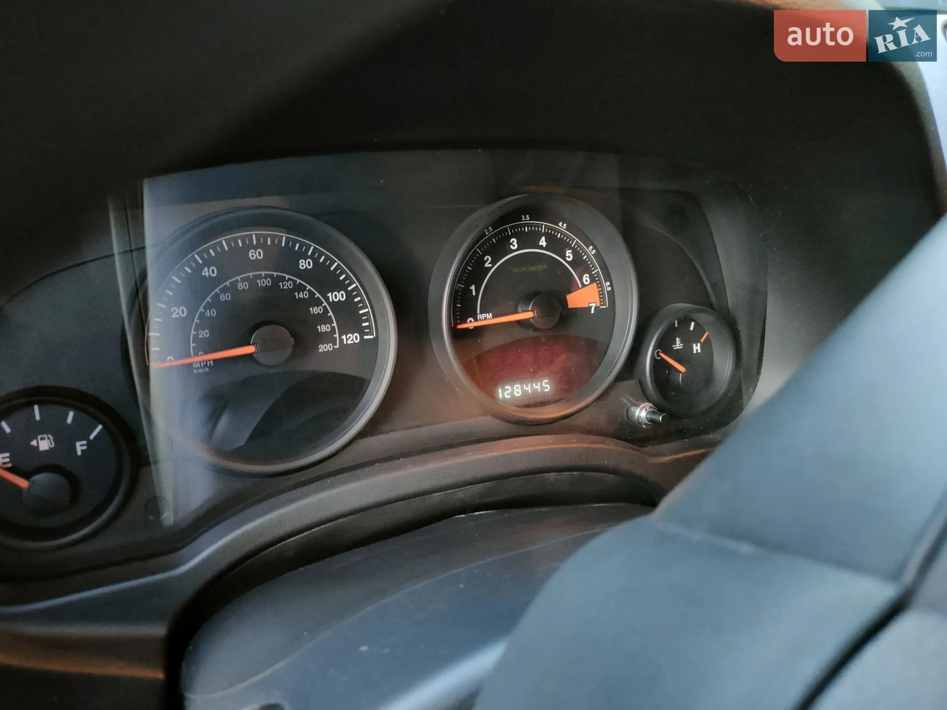 2016 Jeep Compass - мініатюра 2