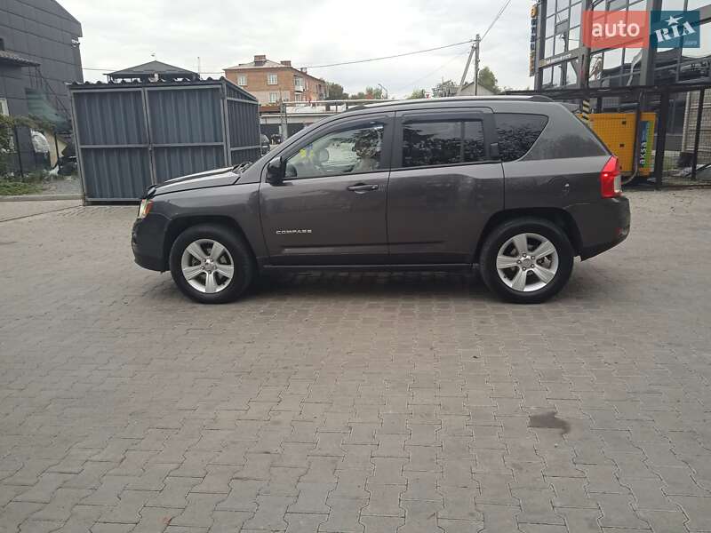 Внедорожник / Кроссовер Jeep Compass 2016 в Шепетовке фото 5 Внедорожник / Кроссовер Jeep Compass 2016 в Шепетовке