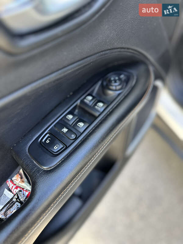 Внедорожник / Кроссовер Jeep Compass 2019 в Киеве фото 18 Внедорожник / Кроссовер Jeep Compass 2019 в Киеве