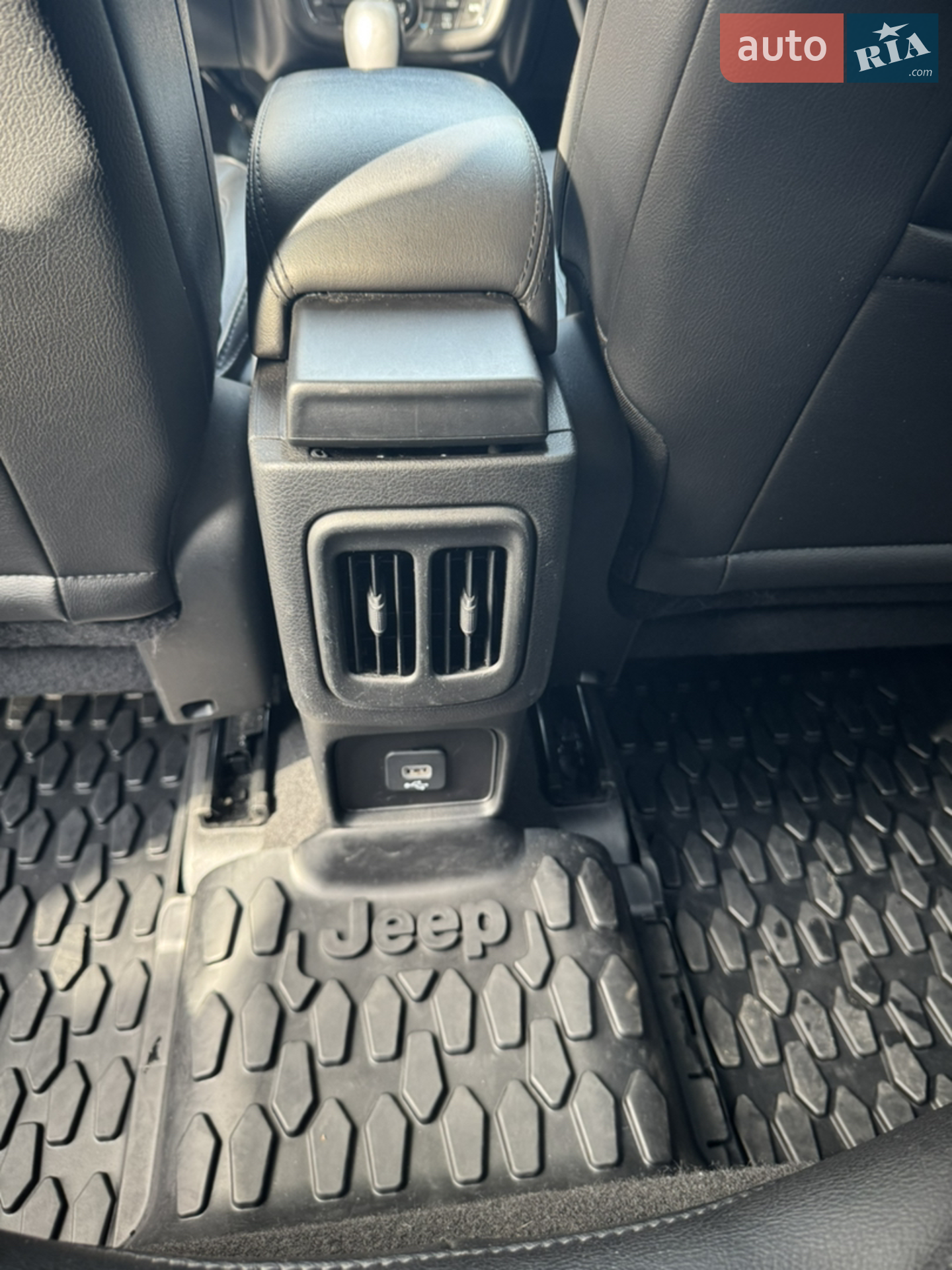 2020 Jeep Compass - мініатюра 38