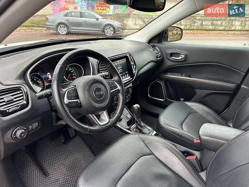 Внедорожник / Кроссовер Jeep Compass 2018 в Киеве