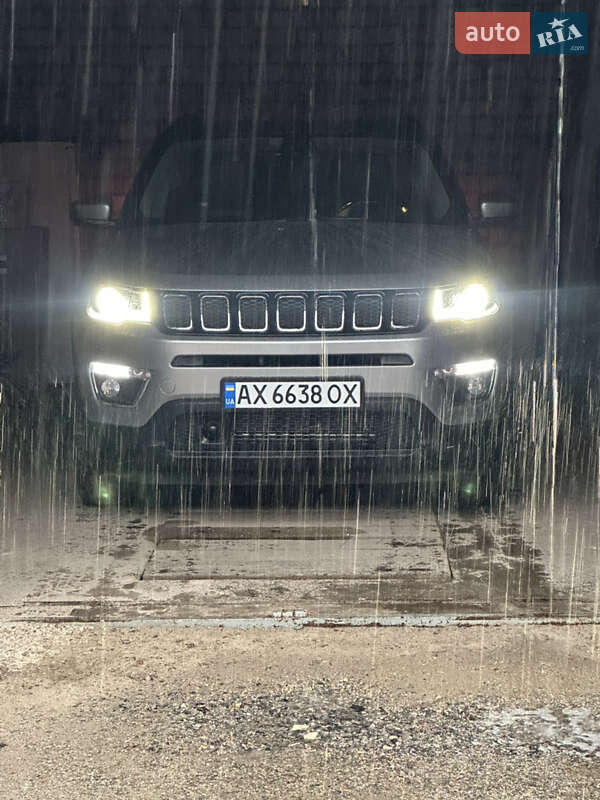 Внедорожник / Кроссовер Jeep Compass 2020 в Харькове