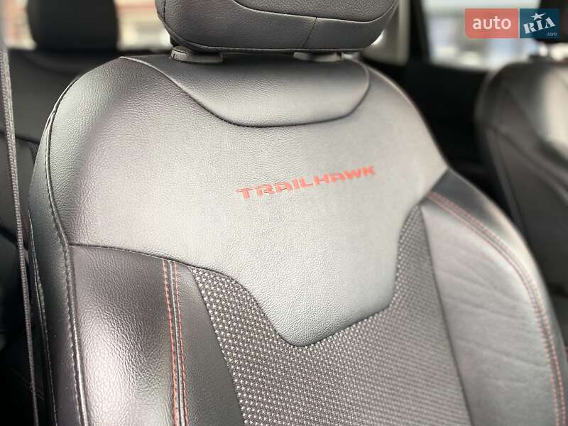 Внедорожник / Кроссовер Jeep Compass 2020 в Киеве