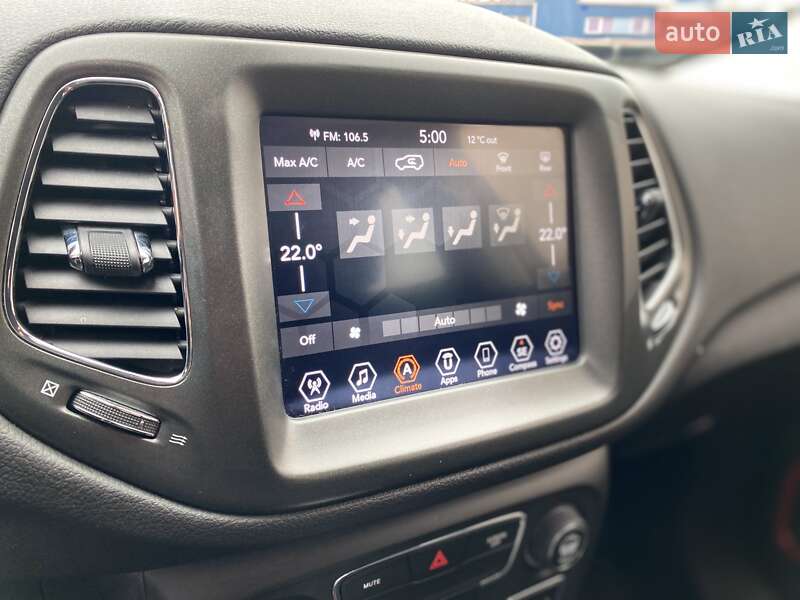 Внедорожник / Кроссовер Jeep Compass 2020 в Киеве