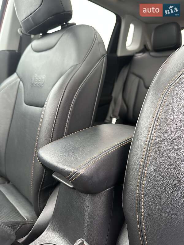 Позашляховик / Кросовер Jeep Compass 2021 в Білогородці фото 45 Позашляховик / Кросовер Jeep Compass 2021 в Білогородці