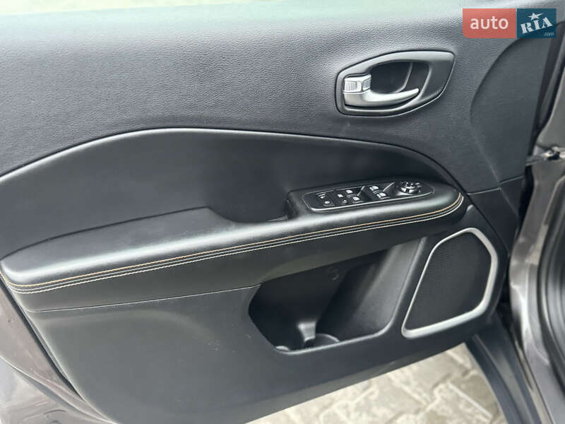 Внедорожник / Кроссовер Jeep Compass 2018 в Хмельницком фото 23 Внедорожник / Кроссовер Jeep Compass 2018 в Хмельницком