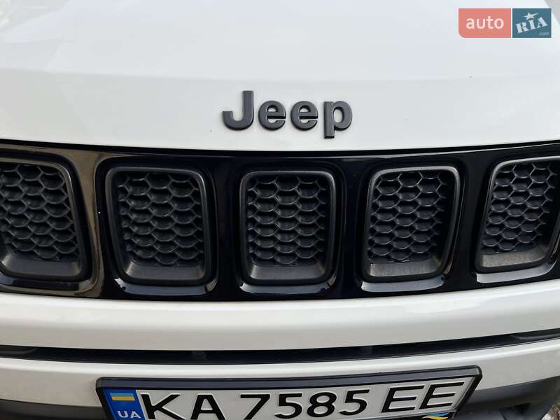 Внедорожник / Кроссовер Jeep Compass 2020 в Киеве