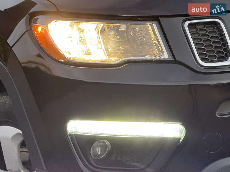 Внедорожник / Кроссовер Jeep Compass 2019 в Стрые