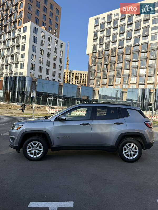 Внедорожник / Кроссовер Jeep Compass 2018 в Киеве фото 7 Внедорожник / Кроссовер Jeep Compass 2018 в Киеве