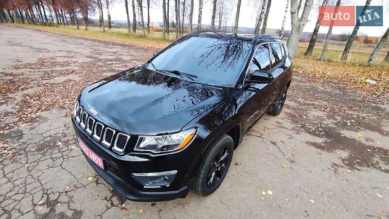 Внедорожник / Кроссовер Jeep Compass 2018 в Тростянце