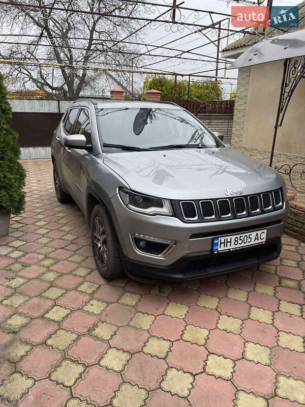 Внедорожник / Кроссовер Jeep Compass 2019 в Раздельной