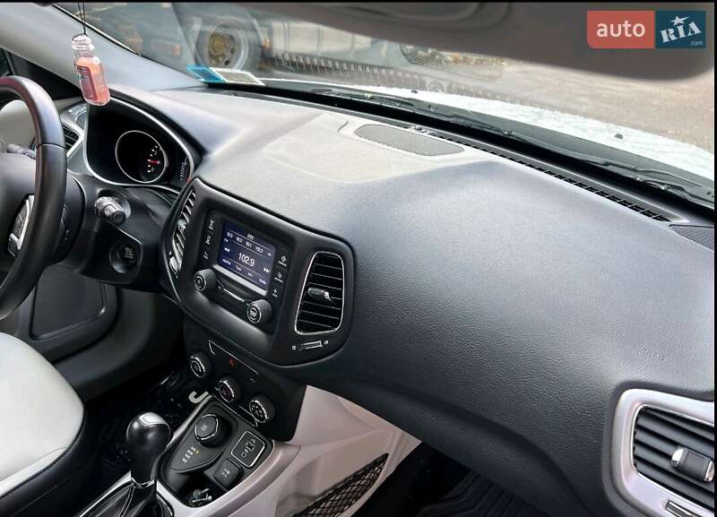 Внедорожник / Кроссовер Jeep Compass 2018 в Черкассах фото 9 Внедорожник / Кроссовер Jeep Compass 2018 в Черкассах