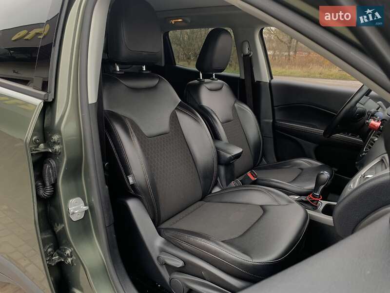 Внедорожник / Кроссовер Jeep Compass 2020 в Бердичеве