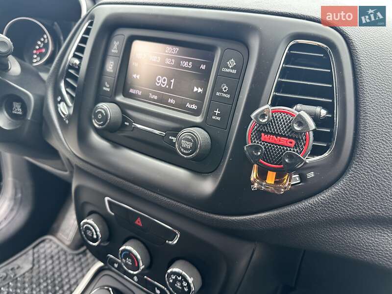 Позашляховик / Кросовер Jeep Compass 2017 в Полтаві фото 23 Позашляховик / Кросовер Jeep Compass 2017 в Полтаві