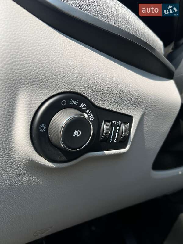 Позашляховик / Кросовер Jeep Compass 2021 в Білогородці фото 28 Позашляховик / Кросовер Jeep Compass 2021 в Білогородці