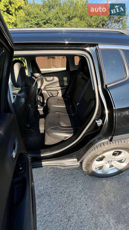 Внедорожник / Кроссовер Jeep Compass 2017 в Ивано-Франковске фото 10 Внедорожник / Кроссовер Jeep Compass 2017 в Ивано-Франковске