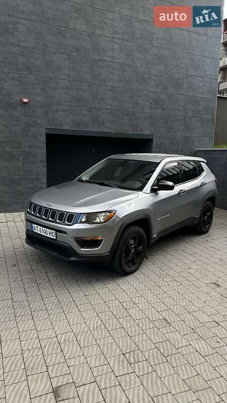 Внедорожник / Кроссовер Jeep Compass 2017 в Ивано-Франковске фото 4 Внедорожник / Кроссовер Jeep Compass 2017 в Ивано-Франковске