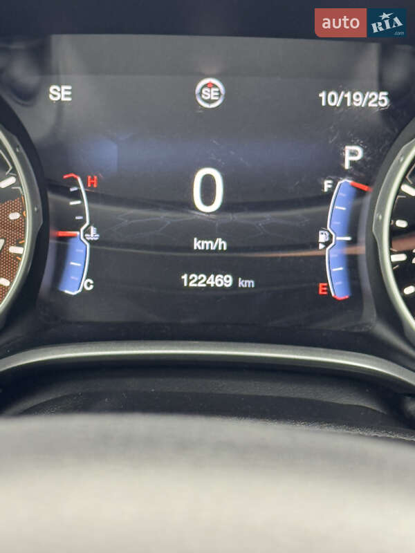 Внедорожник / Кроссовер Jeep Compass 2017 в Киеве фото 16 Внедорожник / Кроссовер Jeep Compass 2017 в Киеве