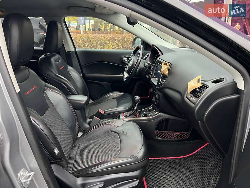 Позашляховик / Кросовер Jeep Compass 2019 в Києві фото 10 Позашляховик / Кросовер Jeep Compass 2019 в Києві