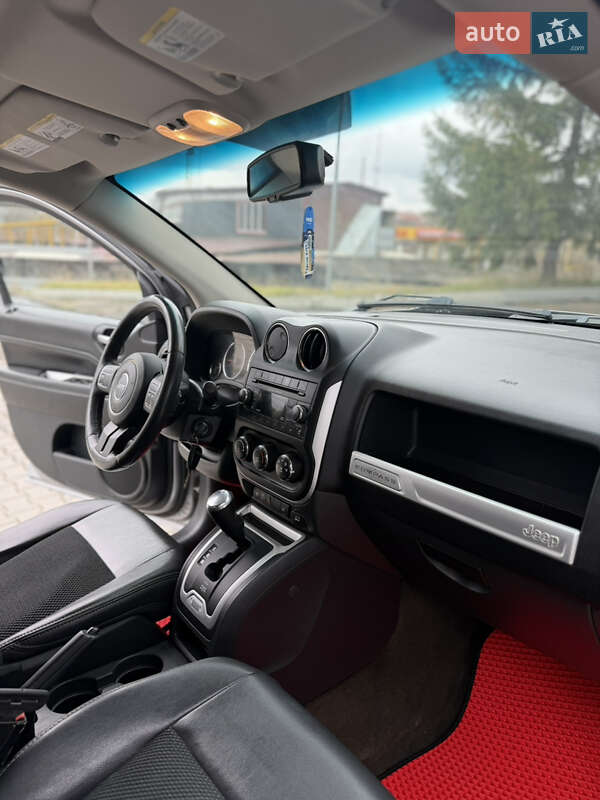 Внедорожник / Кроссовер Jeep Compass 2014 в Хмельницком