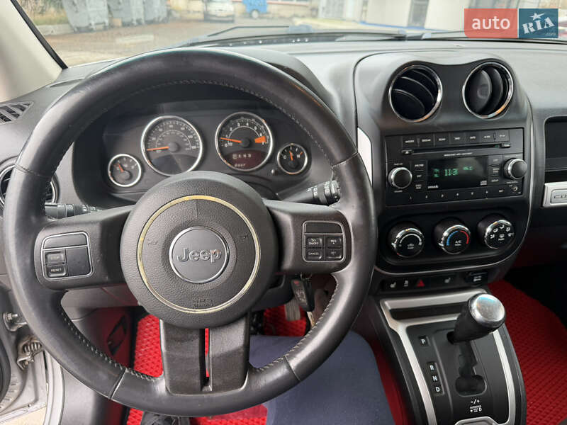 Внедорожник / Кроссовер Jeep Compass 2014 в Хмельницком