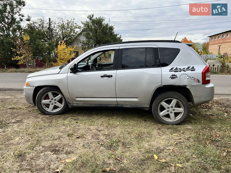 Внедорожник / Кроссовер Jeep Compass 2007 в Краматорске