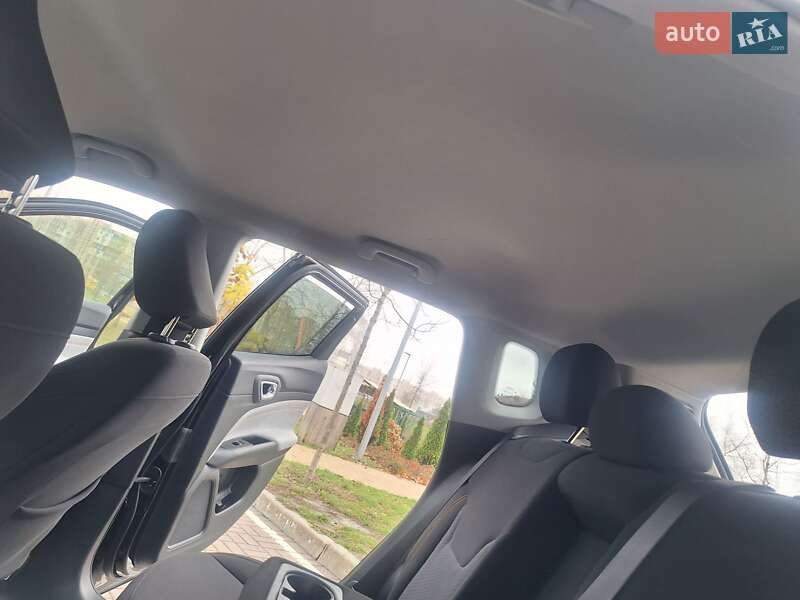 Позашляховик / Кросовер Jeep Compass 2022 в Києві фото 58 Позашляховик / Кросовер Jeep Compass 2022 в Києві