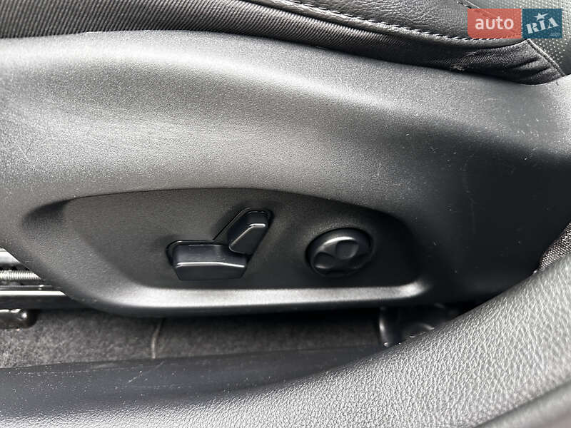 Внедорожник / Кроссовер Jeep Compass 2020 в Полтаве фото 24 Внедорожник / Кроссовер Jeep Compass 2020 в Полтаве