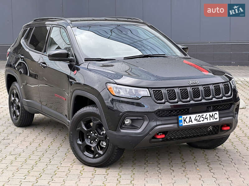 Внедорожник / Кроссовер Jeep Compass 2023 в Киеве