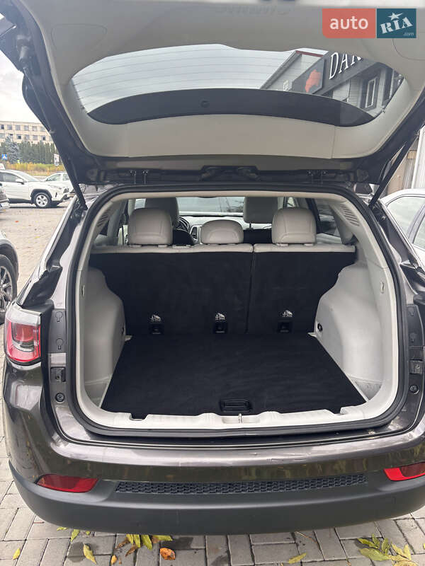 Внедорожник / Кроссовер Jeep Compass 2017 в Каменец-Подольском фото 8 Внедорожник / Кроссовер Jeep Compass 2017 в Каменец-Подольском