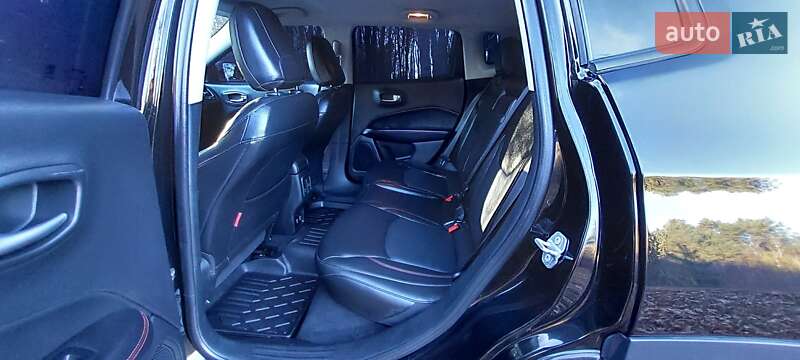 Позашляховик / Кросовер Jeep Compass 2017 в Дубні фото 17 Позашляховик / Кросовер Jeep Compass 2017 в Дубні
