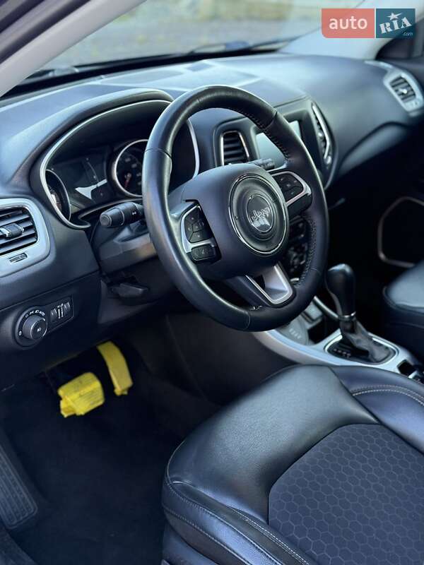 Позашляховик / Кросовер Jeep Compass 2019 в Старому Самборі фото 17 Позашляховик / Кросовер Jeep Compass 2019 в Старому Самборі