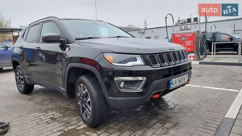 Позашляховик / Кросовер Jeep Compass 2020 в Києві фото 11 Позашляховик / Кросовер Jeep Compass 2020 в Києві