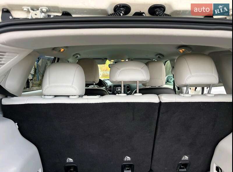 Позашляховик / Кросовер Jeep Compass 2018 в Черкасах фото 22 Позашляховик / Кросовер Jeep Compass 2018 в Черкасах