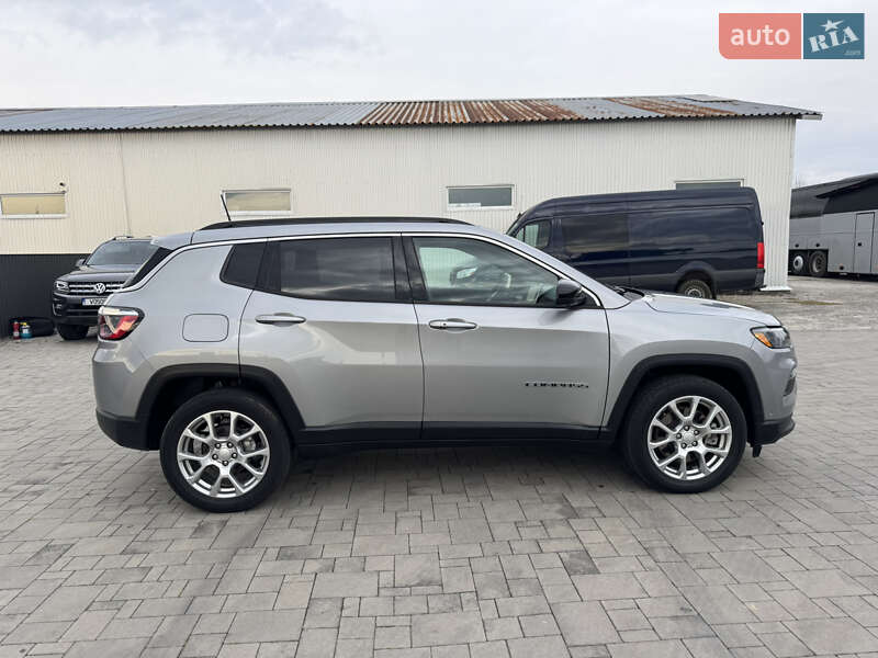 Внедорожник / Кроссовер Jeep Compass 2023 в Калуше