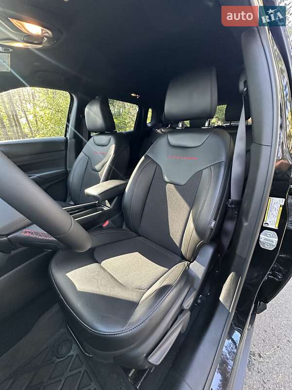 Позашляховик / Кросовер Jeep Compass 2025 в Білогородці