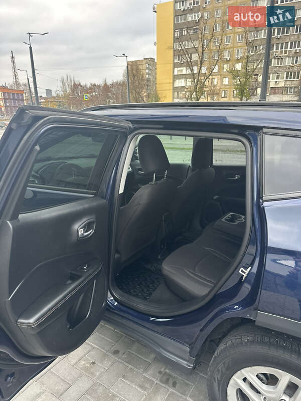 Позашляховик / Кросовер Jeep Compass 2018 в Дніпрі