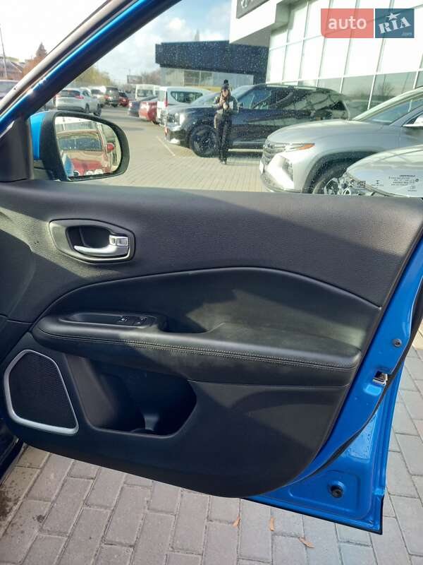 Позашляховик / Кросовер Jeep Compass 2019 в Полтаві фото 21 Позашляховик / Кросовер Jeep Compass 2019 в Полтаві