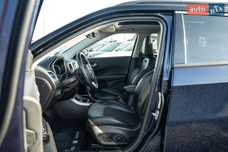 Внедорожник / Кроссовер Jeep Compass 2018 в Черновцах