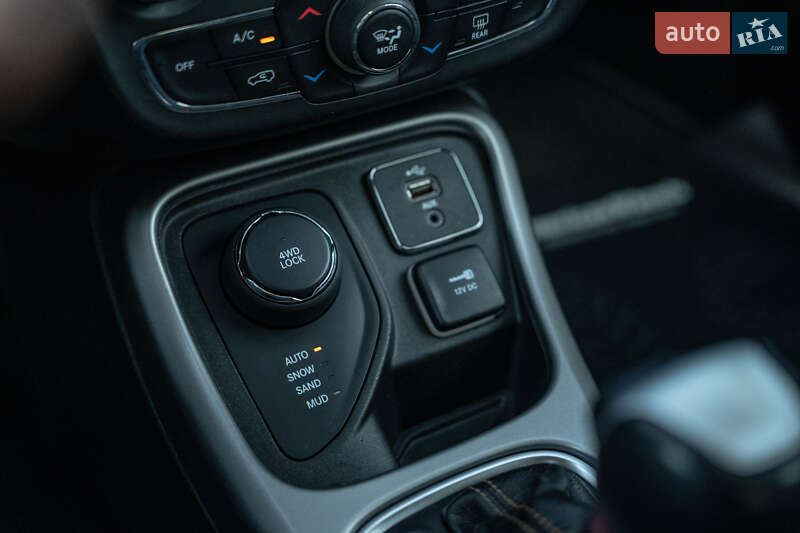 Внедорожник / Кроссовер Jeep Compass 2018 в Черновцах