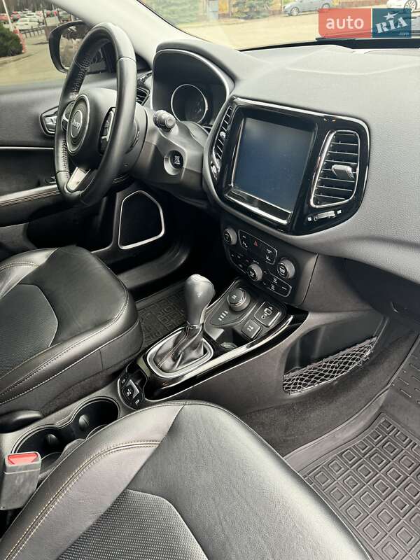 Внедорожник / Кроссовер Jeep Compass 2018 в Киеве