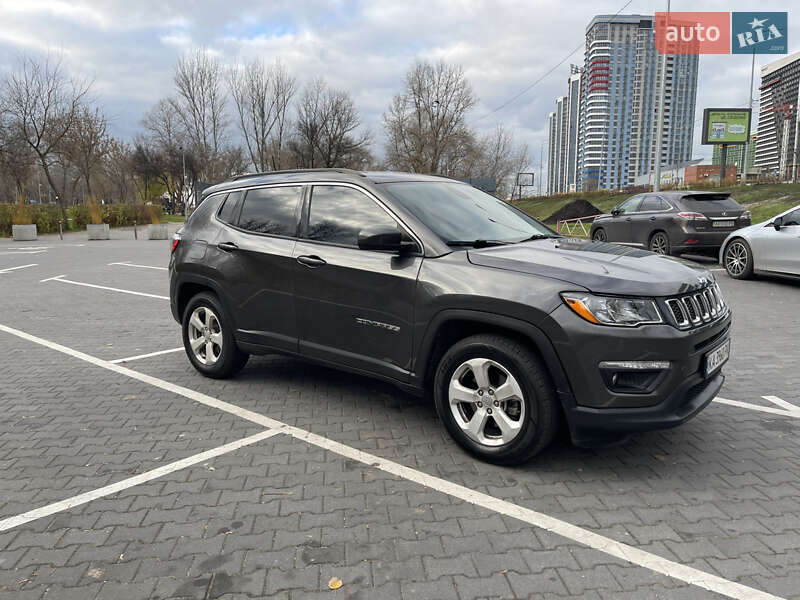 Внедорожник / Кроссовер Jeep Compass 2018 в Киеве