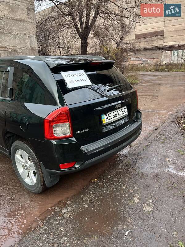 Внедорожник / Кроссовер Jeep Compass 2012 в Кривом Роге