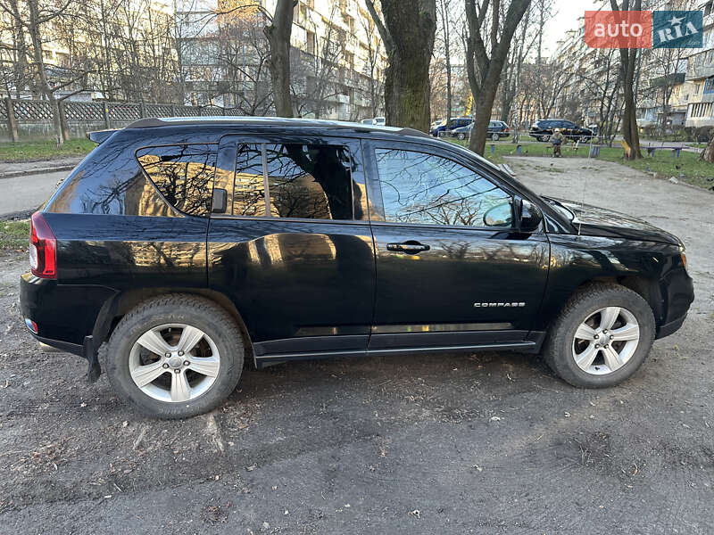 Позашляховик / Кросовер Jeep Compass 2014 в Києві