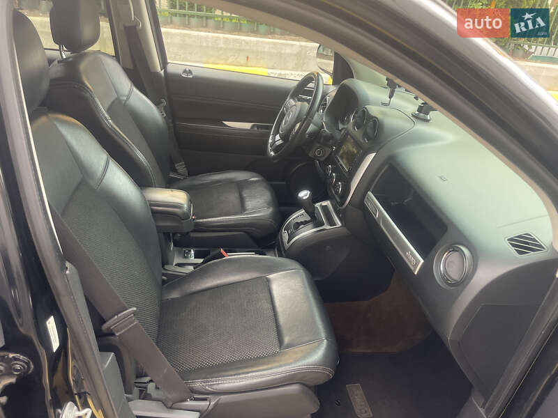 Позашляховик / Кросовер Jeep Compass 2014 в Києві